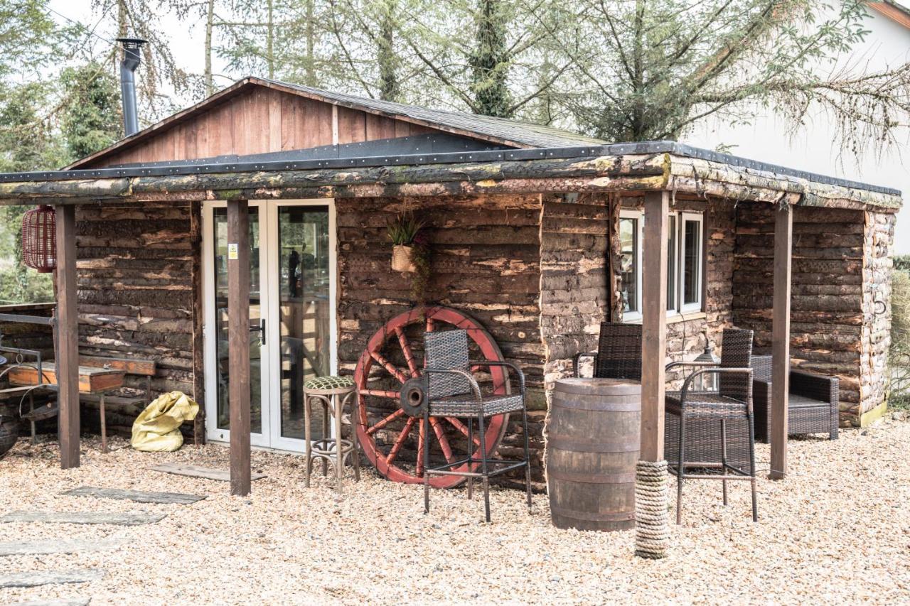 Greenvale Cabins Forkhill Exteriör bild